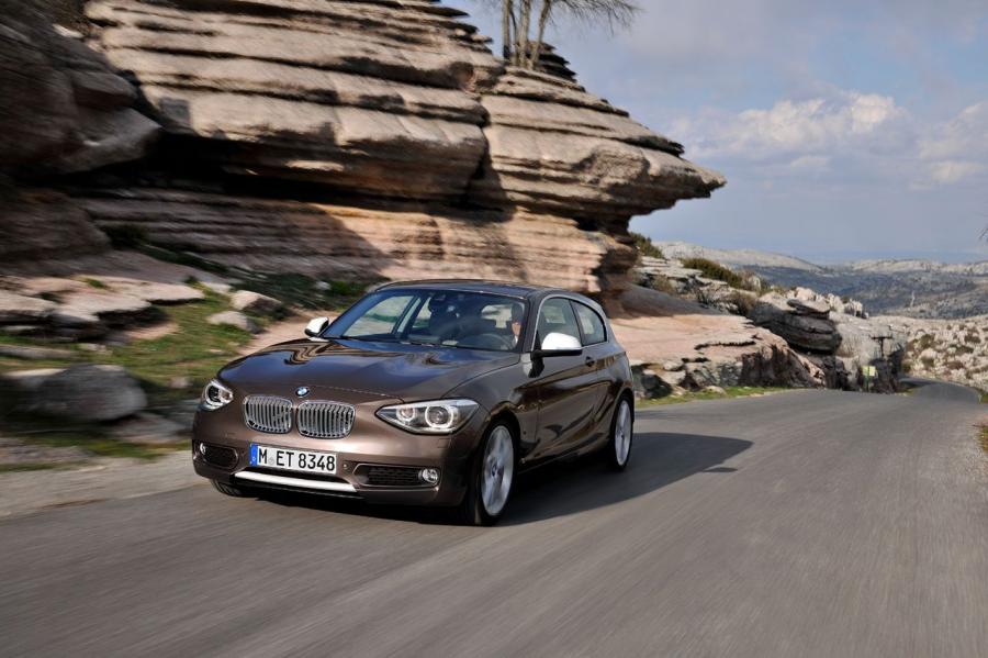  BMW 1-Series 2013 года  (фото 21 из 42)